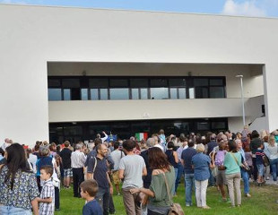 Batteri nelle tubature. Niente acqua a scuola